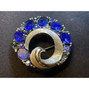 Vintage Lisner Silver Tone Deep Blue Rhinestone Brooch